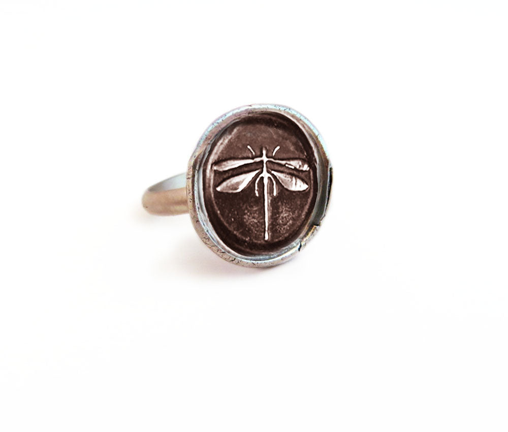 Living Life To The Fullest - Medium Dragonfly Ring