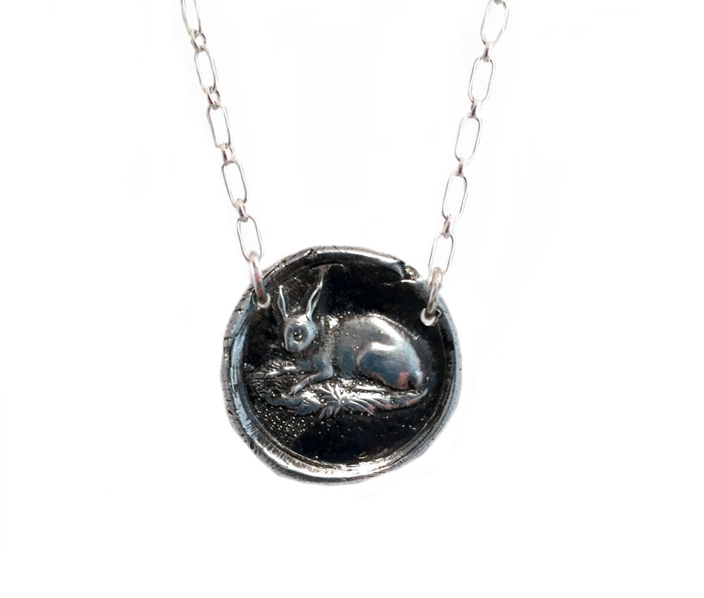 One Who Enjoys A Peaceful Life - Single Rabbit Necklace